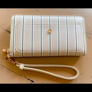 Lauren Conrad Zippered Wallet Wristlet